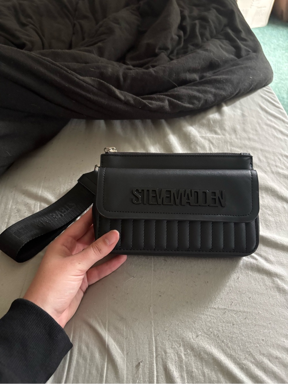 Steve Madden Black Quilted Logo handbag